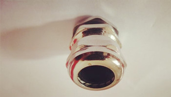 廠家應該如何保養金屬電纜防水接頭?