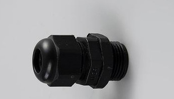 塑料防水電纜接頭和電纜之間什么關系?