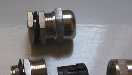 不銹鋼防水接頭是如何防水防塵的？